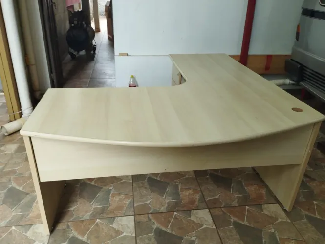 Mesa escritório marfim