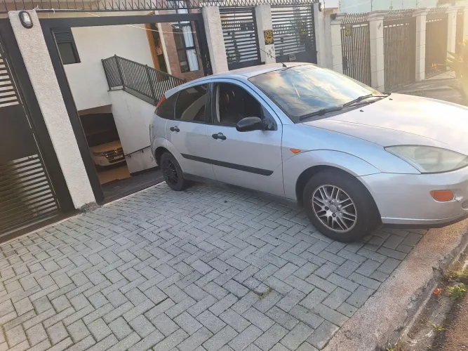 Ford Focus 1.6 S/se/se Plus Flex 8v/16v 5P 2003