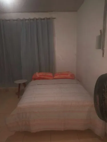 Aluguel a temporada ou diaria quarto mobiliado com internet banheiro privado e garagem 