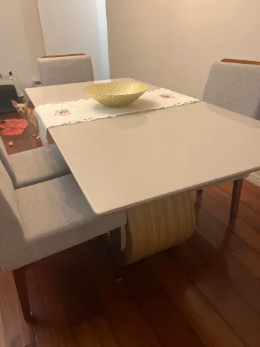 Mesa de vidro laqueado para 06 lugares-usada-SOMENTE A MESA.