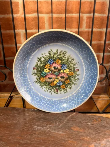 Prato pintado a mão decoração