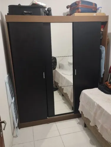 Guarda roupa casal