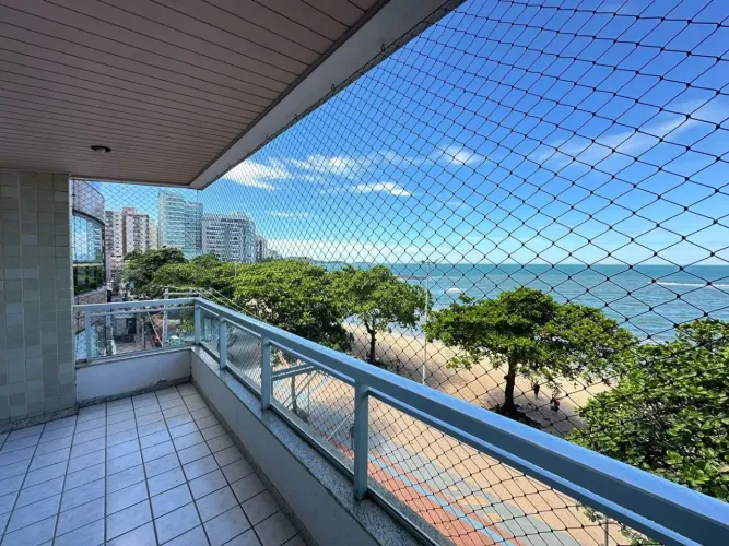 Imóvel para venda tem 170 metros quadrados com 3 quartos em Centro - Guarapari - ES