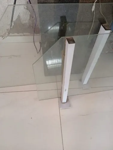 Mesa suspensa