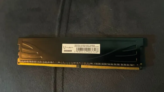 Memória RAM Husky 16GB 3200MHz DDR4