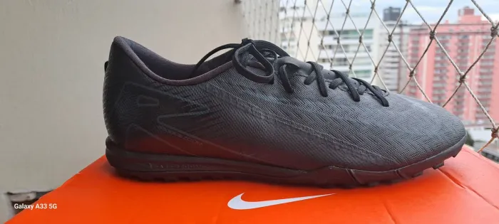 Chuteira nike mercurial vapor 16 , society