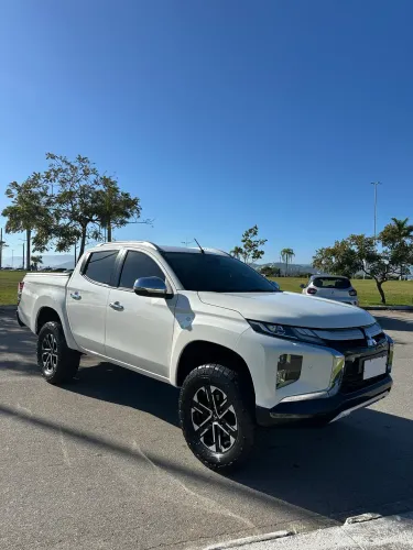 Mitsubishi L200 Triton Sport HPE-S 2.4 CD Dies. AUT 2023