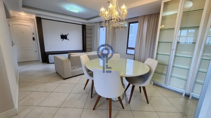 Apartamento com 3 quartos no Centro