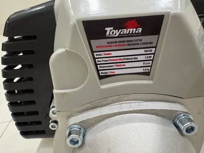 Roçadeira Toyama Gasolina Nova