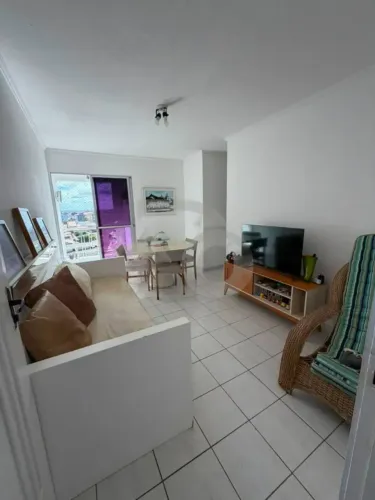 Apartamento no Baía Formosa Próximo à UNIT e com Elevador