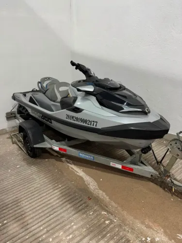 Jet ski 300