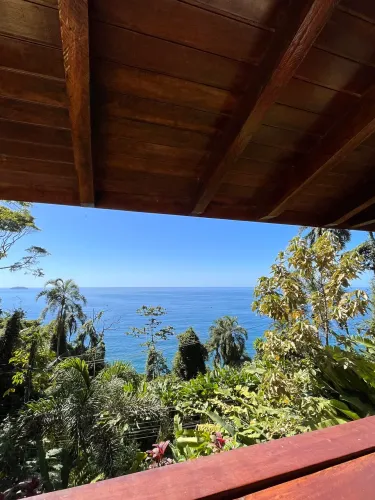 Casa com vista espetacular na Praia do Felix - OPORTUNIDADE