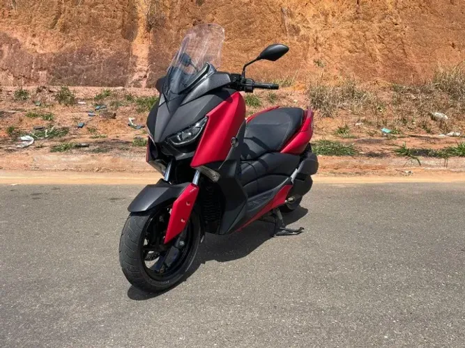 Xmax