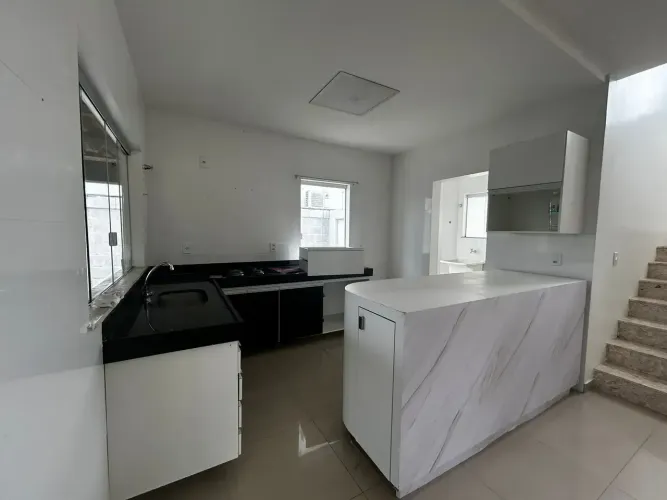 Alugo casa no Outeiro de São Francisco