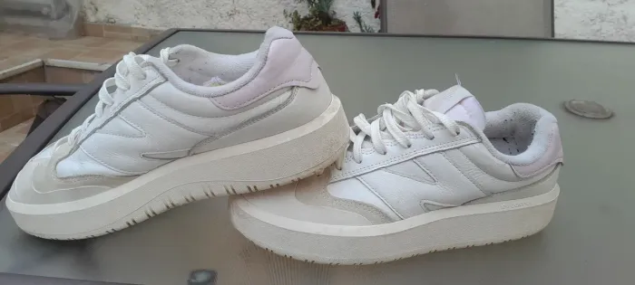 Tenis New balance CT302 Branco com detalhes lilás UNISSEX 41 