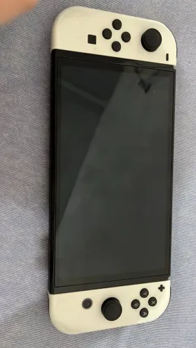 Vendo Nintendo Switch Oled