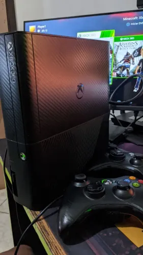 XBOX 360 SLIM COMPLETÃO - 500GB + 2 CONTROLES ORIGINAIS + KINECT
