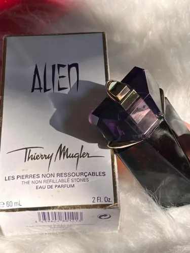 Perfume Alien Feminino Eau de Parfum 60ml