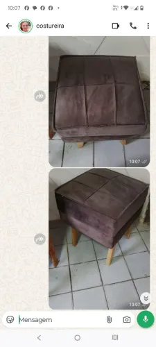 vaquinho estilo puff com pé de madeira ?