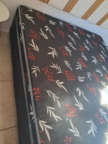 Base cama box acolchoada 