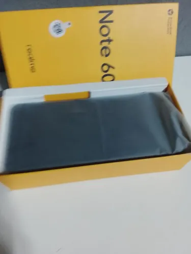 Realme note 60