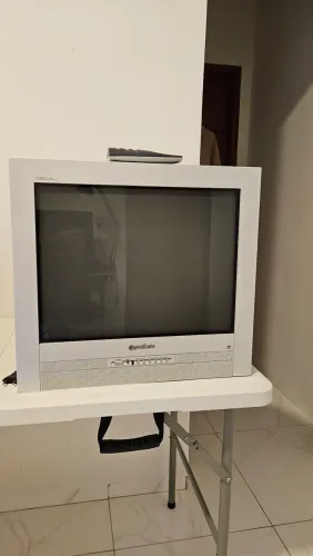 TV CRT 21" Gradiente Nova