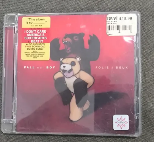 CD do álbum Folie à Deux - Fall Out Boy