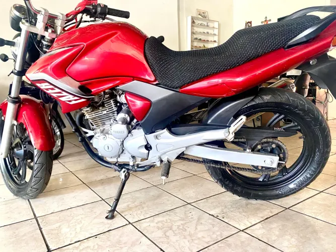 Vendo- YAMAHA/FAZER YS 250 08/08