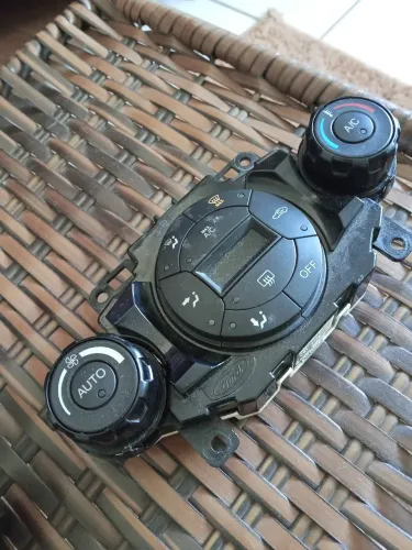 Controle ar condicionado new fista ano 2013