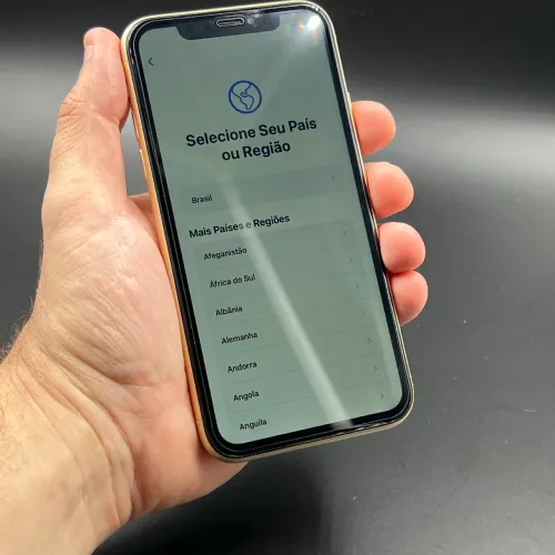 iphone XR 64 GB