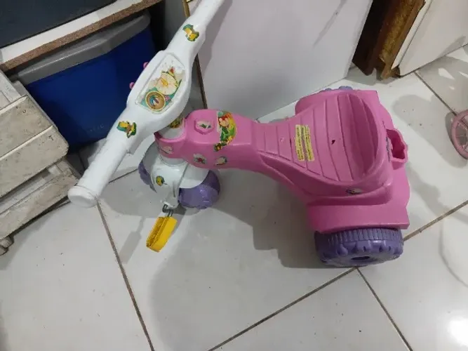 Bicicleta e triciclo infantil