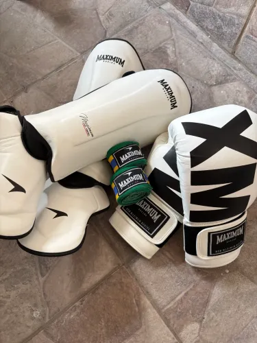 Equipamento completo Muay Thai