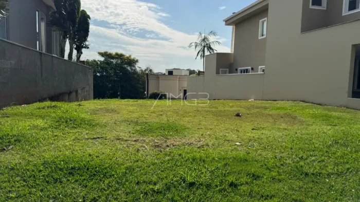 Terreno de 360m² no Swiss Park Campinas-SP