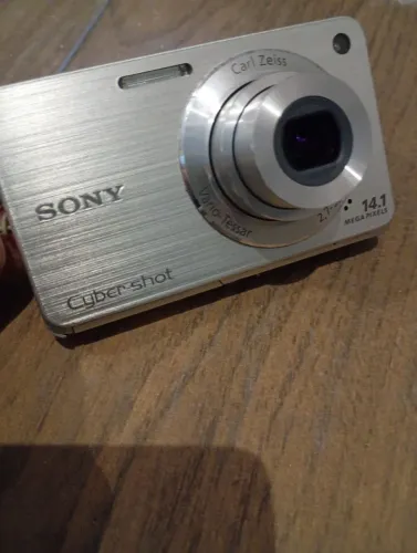 SONY CYBERSHOT DSC W560 14.1 MEGA PIXELS