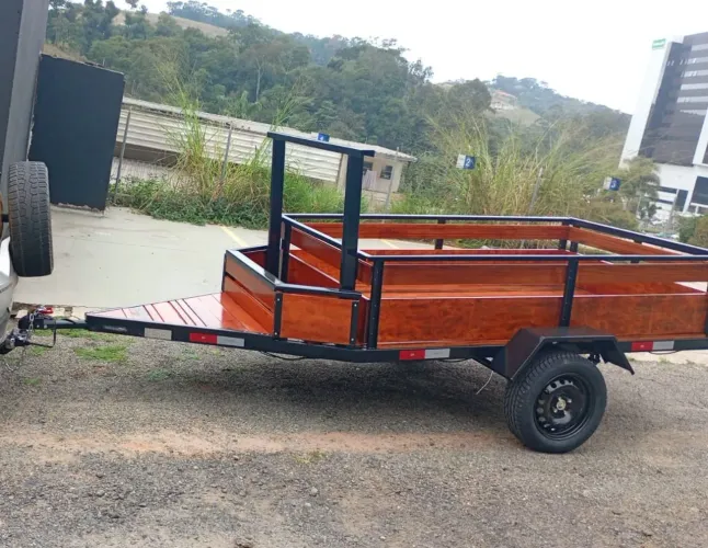 Vendo carretinha 2026 nova 3m de comprimento 1,40 de largura