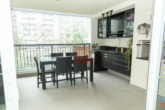 Apartamento à venda em Moema 174m² 4 dormitórios 2 suítes 2 vagas varanda gourmet!