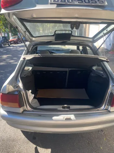 Ford Escort GL 1.6 MPI 2000