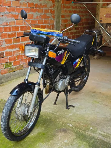 Yamaha RD 135 1995/1995 - Preta (Relíquia em Curitiba)