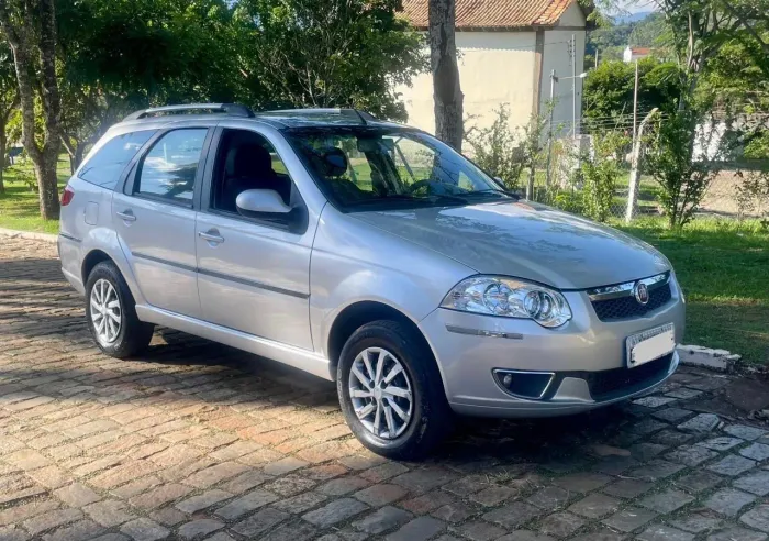 Fiat Palio Week. Attractive 1.4 Fire Flex 8V 2014
