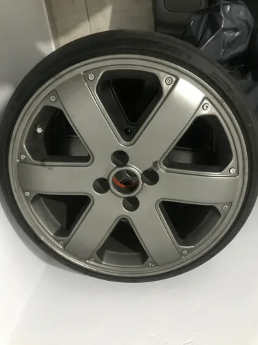 Rodas 17