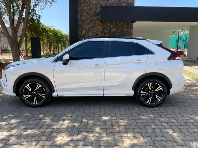 Mitsubishi Eclipse Cross HPE-S 1.5 16V 165cv Aut. 2023