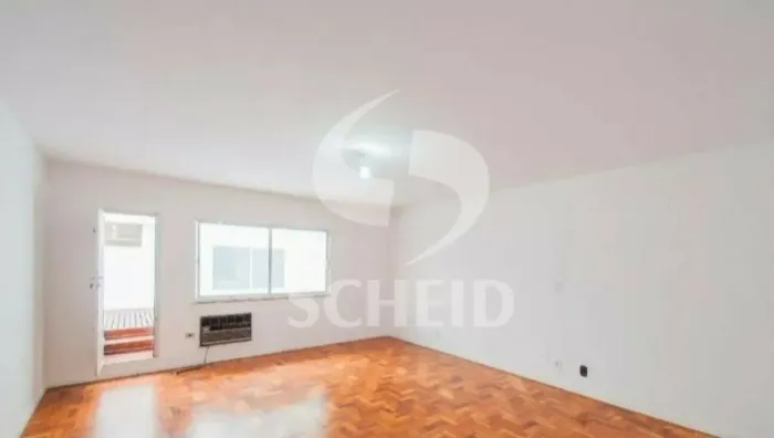 Sobrado para locação 365m² com 3 suítes, 5 vagas e piscina na Vila Mariana