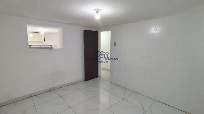 ALUGUEL KITNET BAIRRO CAIÇARA.
