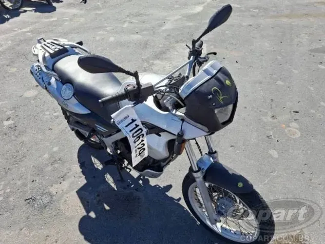 BMW GS650 (retirada de peças)