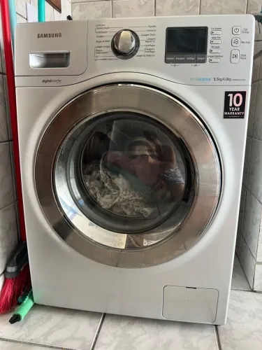 Lava e seca Samsung