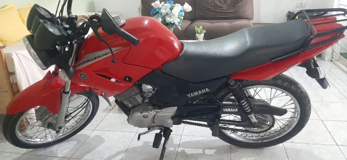 Vendo moto YAMAHA 2015