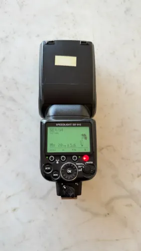Nikon Speedlight SB-910 Flash i-TTL Profissional
