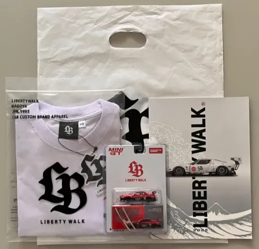 Kit MINI GT LB-ER34 Midnight com ass. + Camisetas LBWK + Catálogo LBWK 2025 + Sacola LBWK