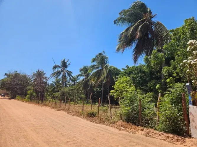 Terreno / Chácara de 108.000 m3 (10,08 ha) perto da Praia, 120 km de Fortaleza CE