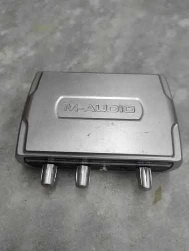Placa de áudio, Interface Fast Track Guitar MAudio
